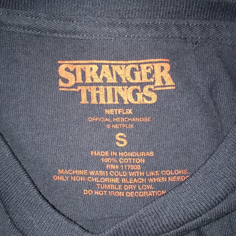 Stranger Things long sleeve tee - Picture 3 of 3